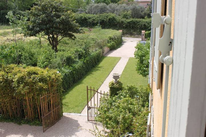 Location de vacances pour 8 personnes, avec Jardin à Mazan