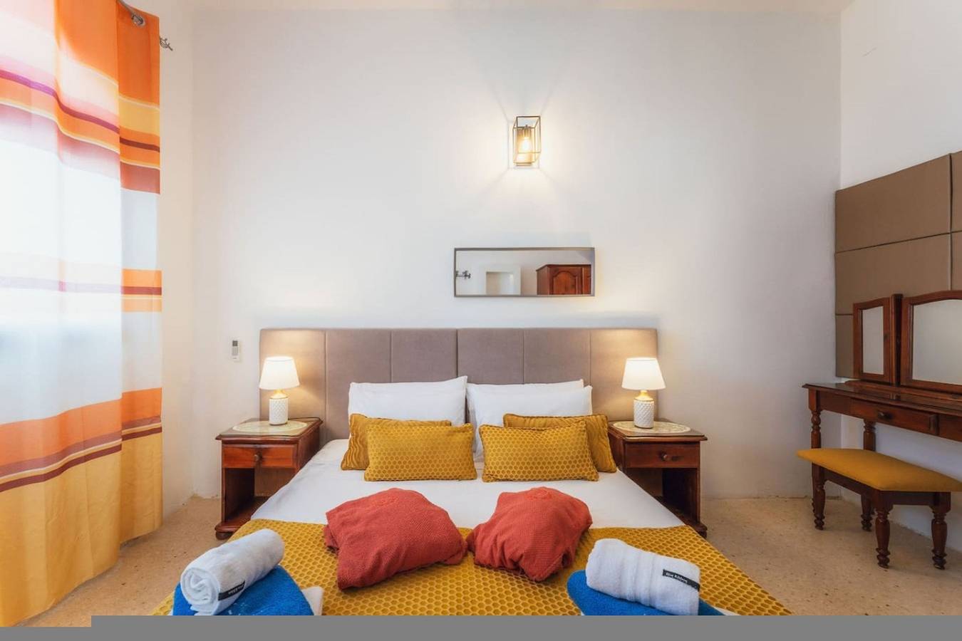 Tal Jordan Complex - The Sunflower Bungalow #2 in Gharb, Gozo