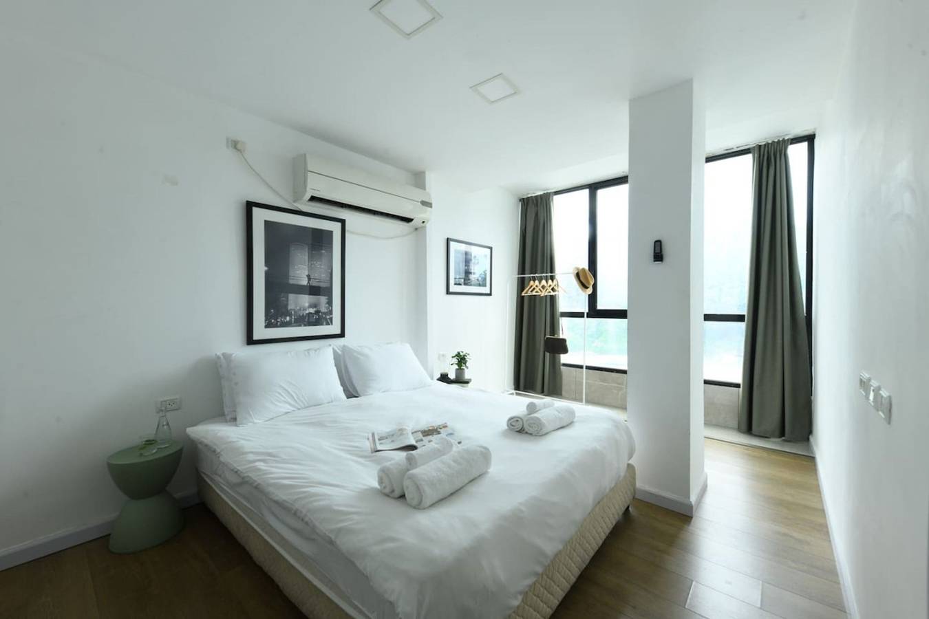 Entire apartment, Modern & Bright 3Br Apt with View by Sea N' Rent in Tel Aviv, Tel Aviv District