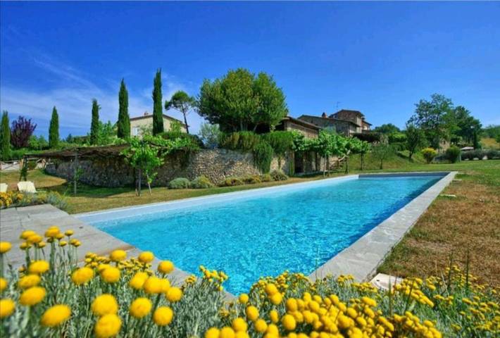Casa vacanza per 4 persone, con giardino e piscina nonché panorama, con animali domestici in Anghiari