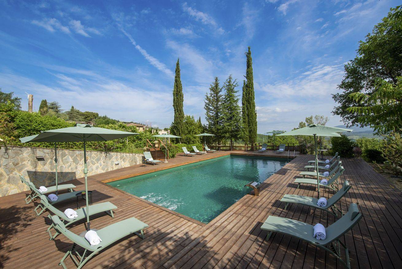 Villa Chianti with exclusive pool and typical barn in Panzano In Chianti, Chianti