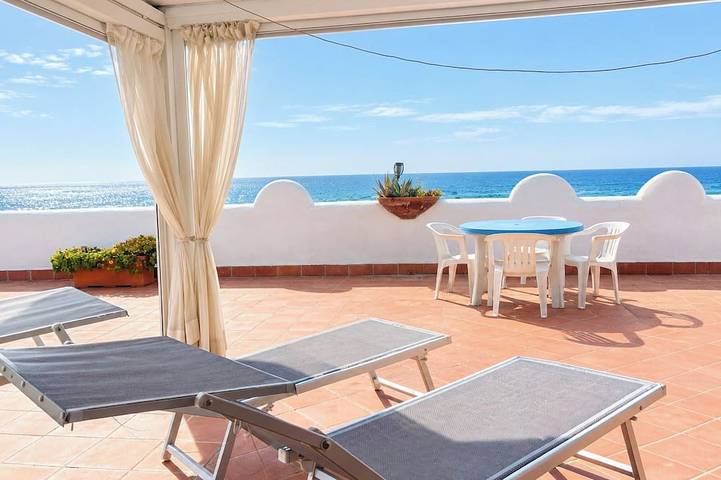 Monolocale, fronte mare, ampio terrazzo (Ginestra) in Anzio, Provincia di Roma