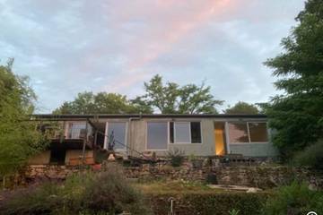 Gîte pour 7 personnes, animaux acceptés à Loubès-Bernac