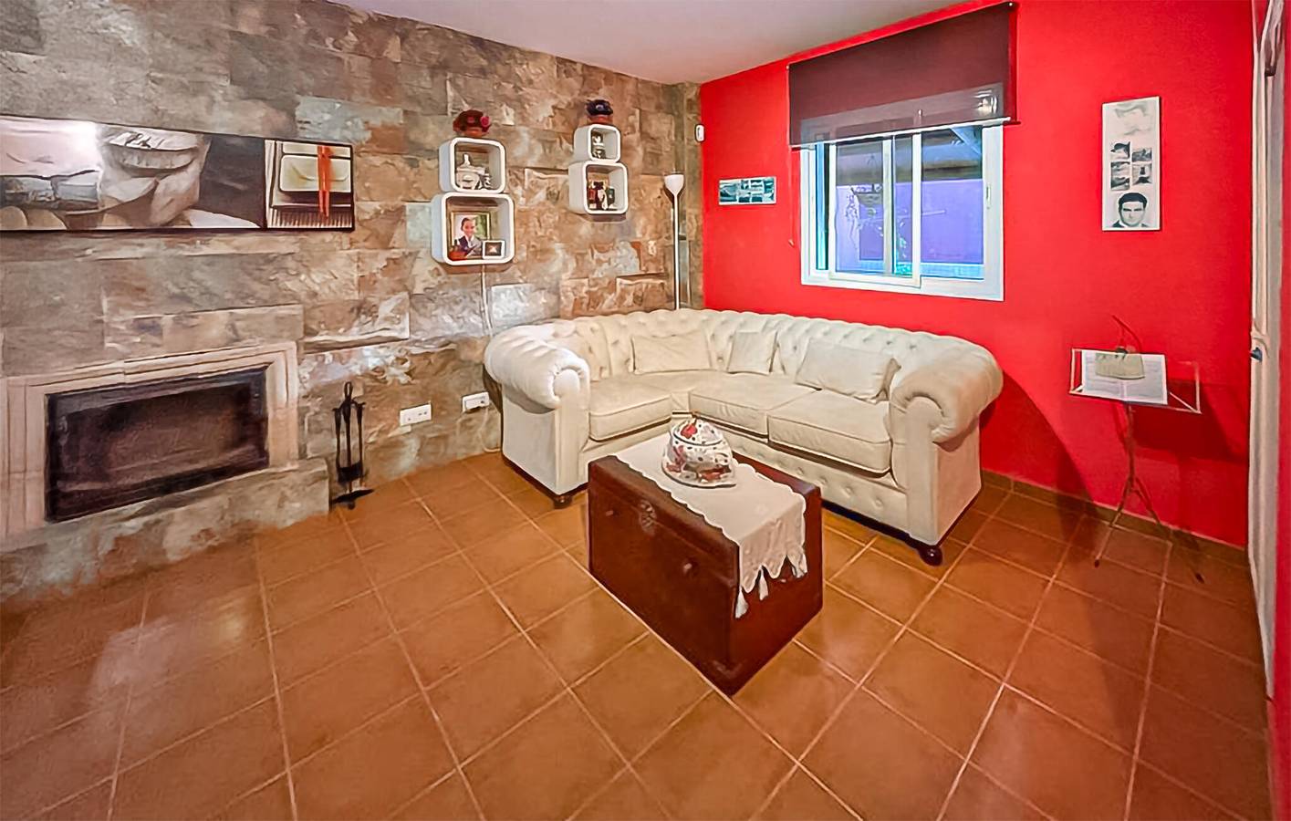 Acogedor apartamento con piscina y chimenea en El Castillo, a 800 m del centro de la ciudad. in El Castillo de las Guardas, Provincia de Sevilla