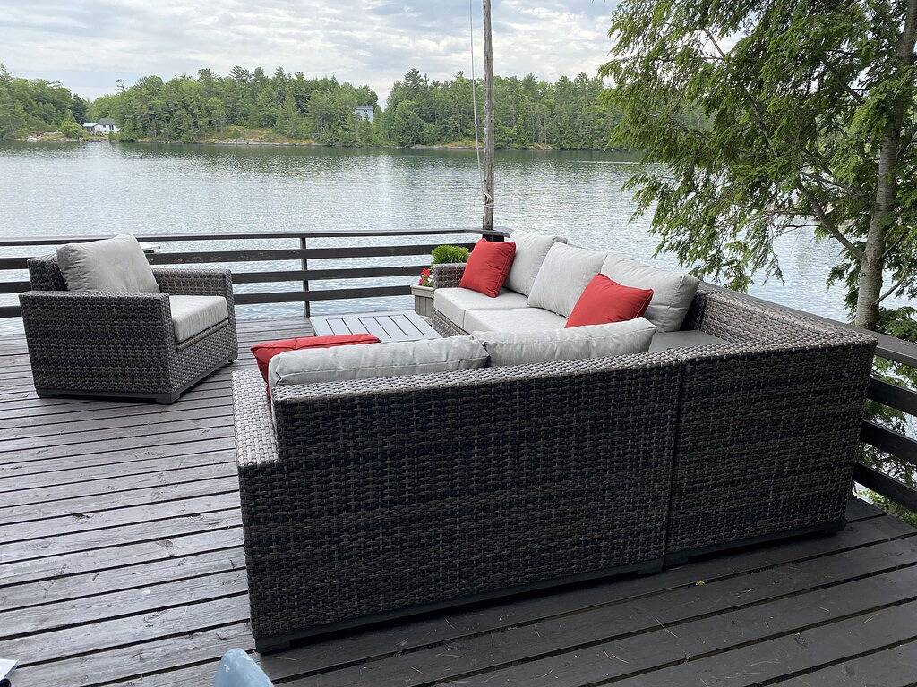 Westwind Georgian Bay Muskoka Cottage Retreat Private Access (Sleeps Max 8) in Muskoka