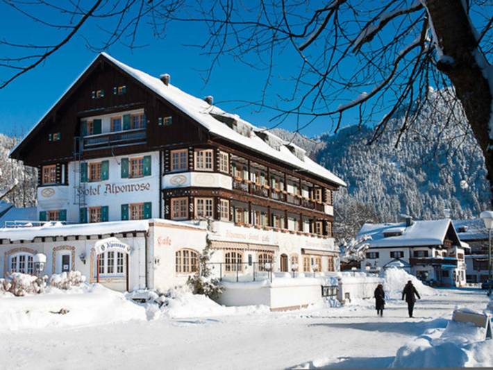 Hotel für 2 Personen, mit Terrasse und Garten sowie Sauna und Ausblick in Bayrischzell