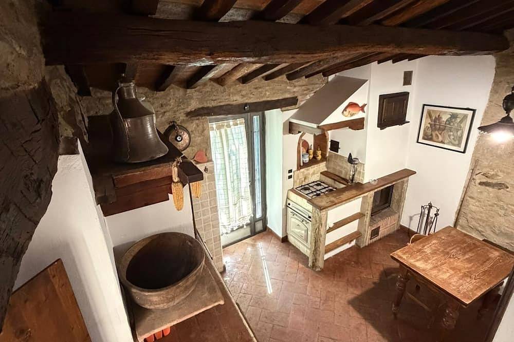Farmhouse Il Colle - Rustic apartment surrounded by greenery with swimming pool in San Godenzo, Florenz Provinz