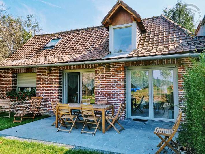 Cottage for 2 people, with hot tub and sauna as well as terrace and garden, with pets in France