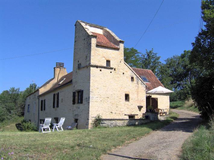 Gîte pour 6 personnes, avec piscine, animaux acceptés