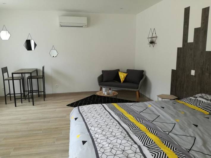 Gîte pour 2 personnes, avec jacuzzi et jardin à Peyruis - 2