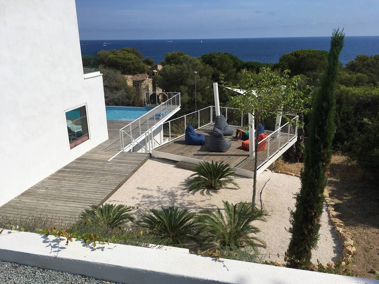 Villa Californienne avec Piscine Privée et Climatisation in Les Issambres, Roquebrune-sur-Argens