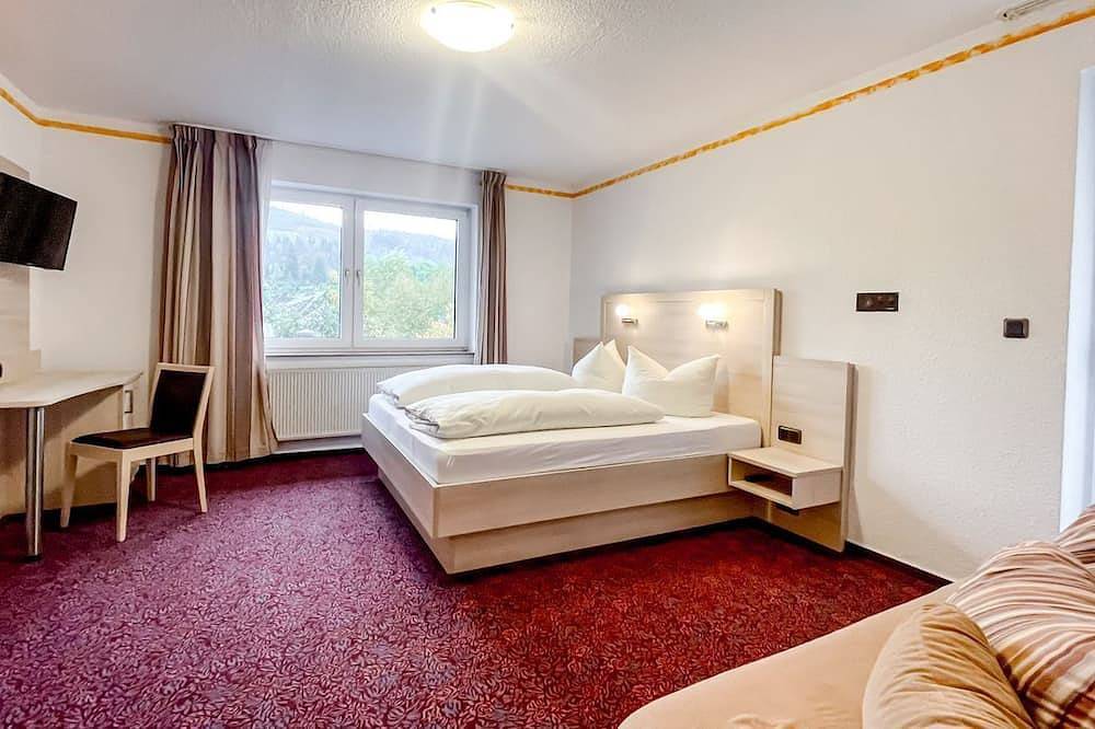 Komfortables und vielseitiges Zimmer –Perfekt für Erholung, Arbeit und Austausch in Züschen, Winterberg