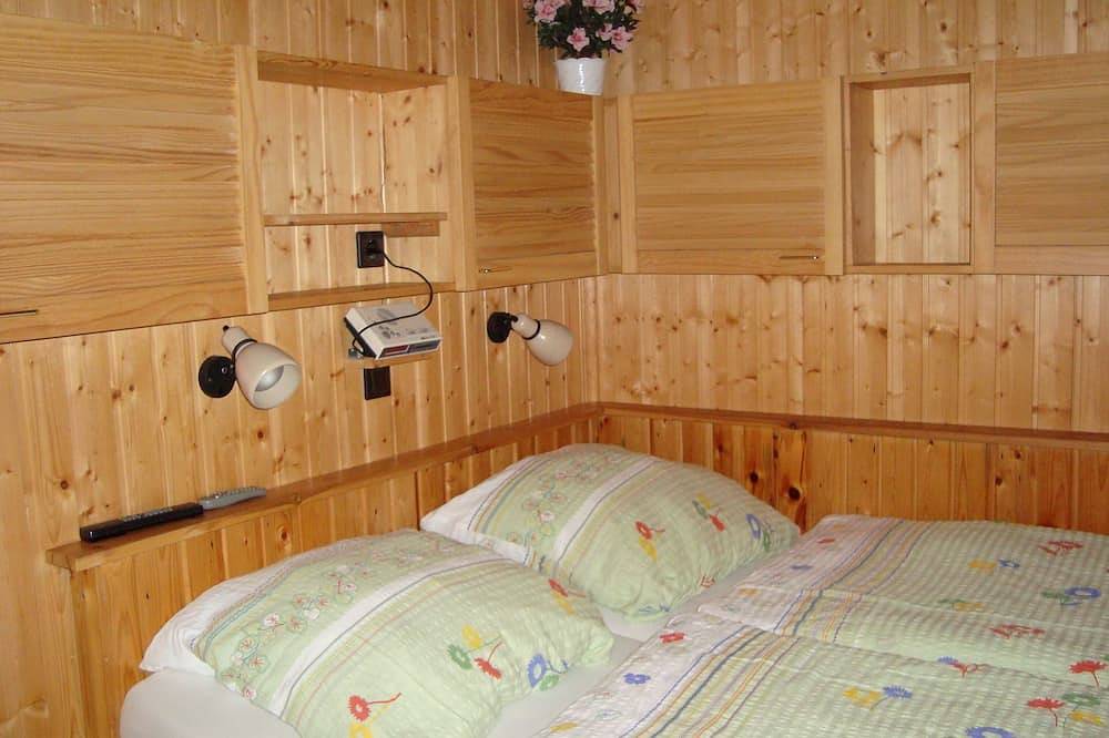 Ferienhaus mit Klimaanlage und 25 qm Wintergarten in Nassenheide, Löwenberger Land