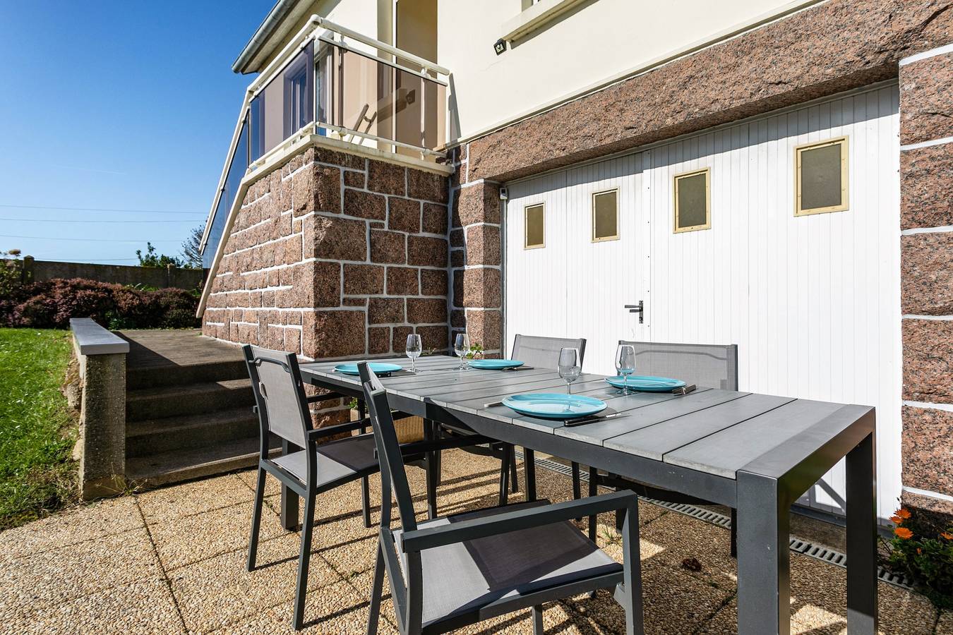 Maison de vacances « Ty Guillou » avec jardin privé et Wi-Fi in Plouguiel, Côte de Granit Rose