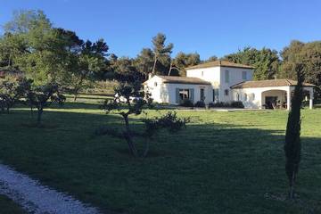 Villa pour 6 personnes, avec terrasse et jardin, animaux acceptés à Les Pennes-Mirabeau