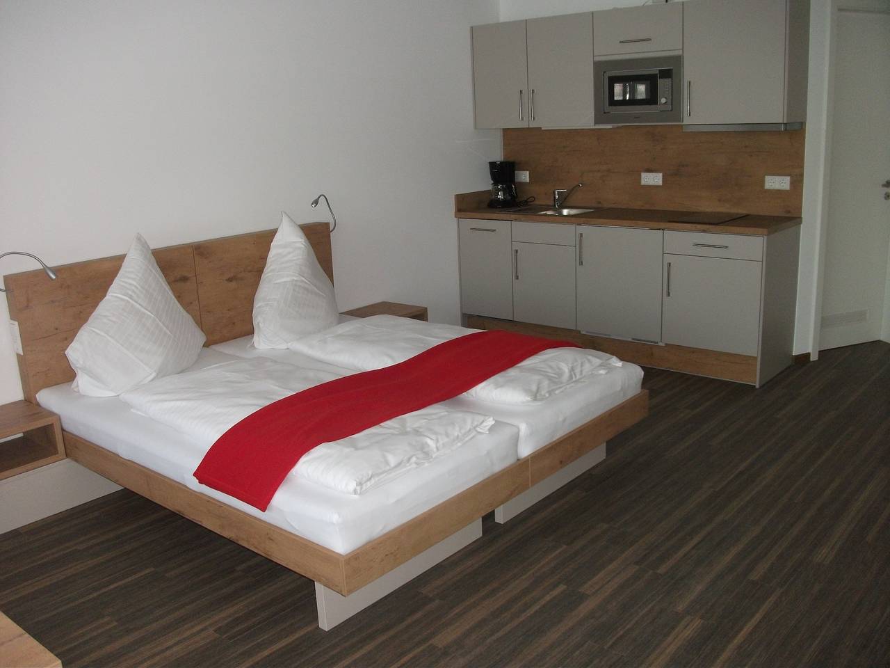 Ganze Ferienwohnung, Gästehaus Dickreiter am Bodensee - Ferienwohnung, Typ A1, 1-Zimmer-Ferienwohnung, 36qm in Immenstaad, Immenstaad am Bodensee