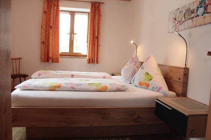 Bauernhof für 4 Personen, mit Terrasse und Garten in Bernau am Chiemsee - 2