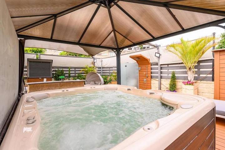 Chambre d’hôte pour 2 personnes, avec jacuzzi, animaux acceptés à Tel Aviv - 2
