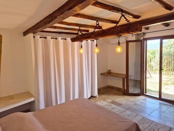 Maison d’hôte pour 2 personnes, avec vue ainsi que terrasse et jardin à Pianottoli-Caldarello
