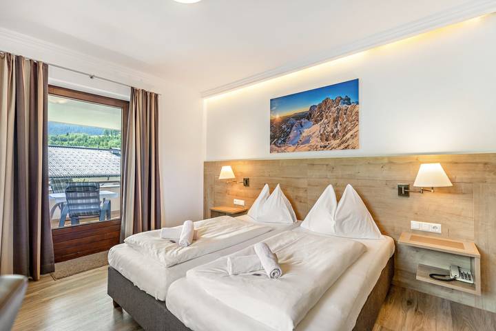 Ferienwohnung für 2 Personen, mit Balkon und Garten