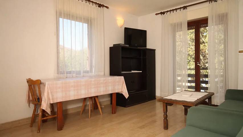 Ferienwohnung für 7 Personen, mit Terrasse auf Cres - 3