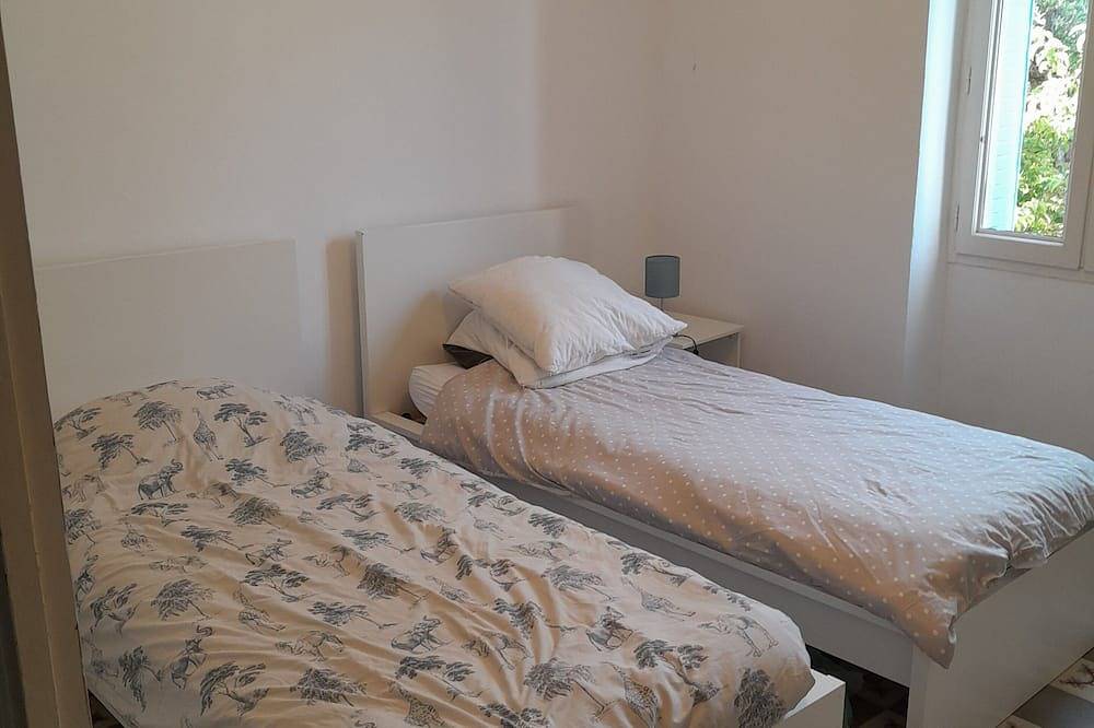Maison au Calme Dans une Oliveraie Près des Sentiers de Randonnée et D'escalade in Buis-les-Baronnies, Nyons Området