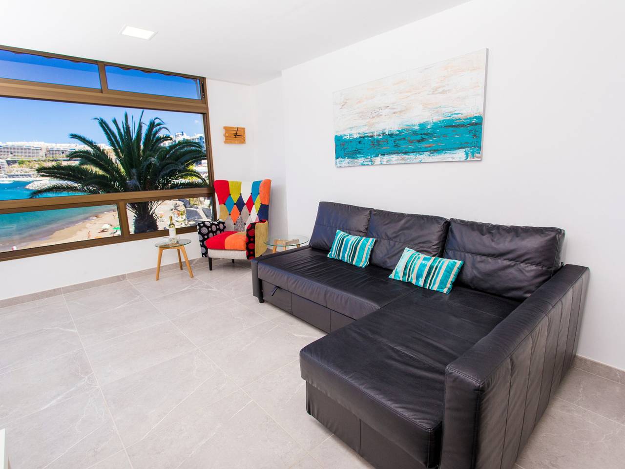 Casa moderna frente al mar en Patalavaca in Arguineguín, Mogán