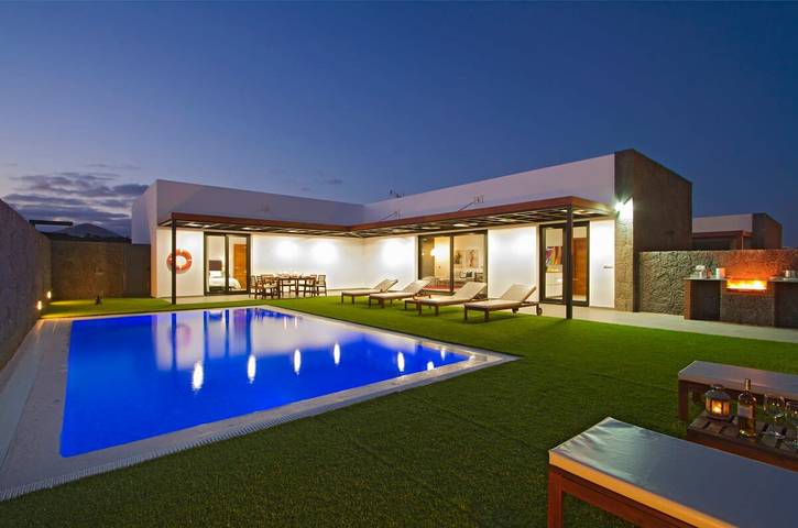 Villa pour 8 personnes, avec jardin ainsi que jacuzzi et piscine, adapté aux familles à Puerto del Carmen - 3