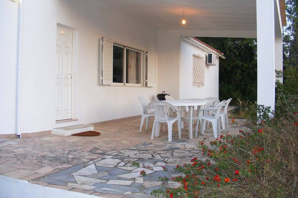 Komfortable Villa, privater beheizter Pool, Faro Algarve. in Estoi, Faro