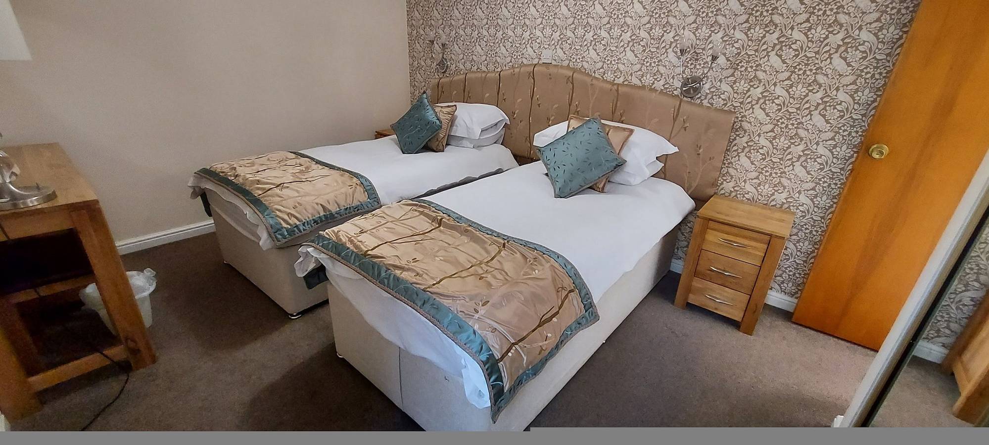 Loch Rannoch Highland Club, Lochside Lodge 03 in Perthshire