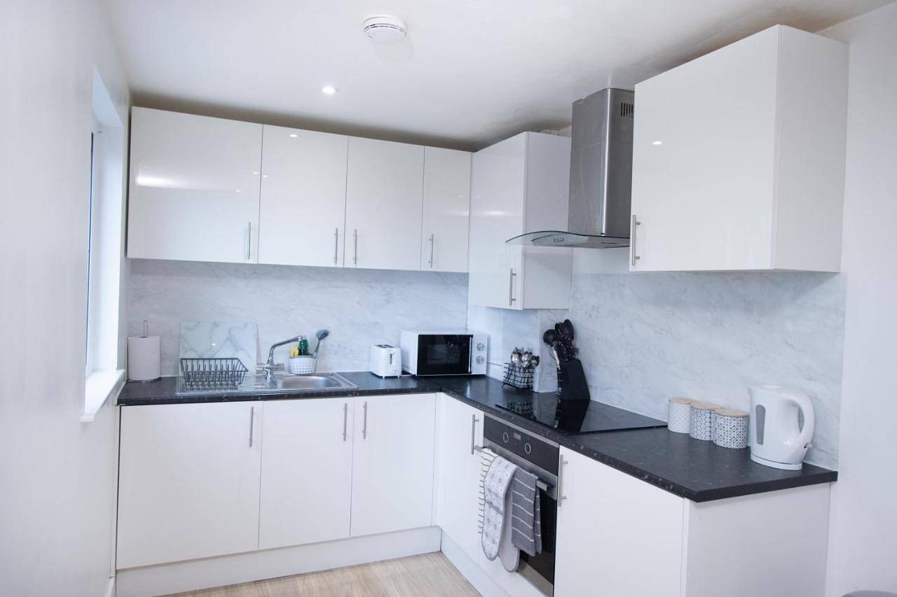 Entire apartment, Two-Bedroom Apartment in Luton, Chiltern Hills