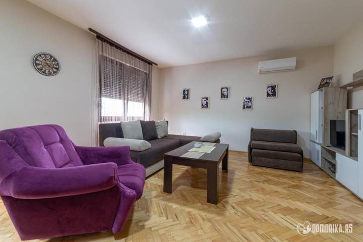 Apartamento de vacaciones para 4 personas, con jardín y vistas - 1