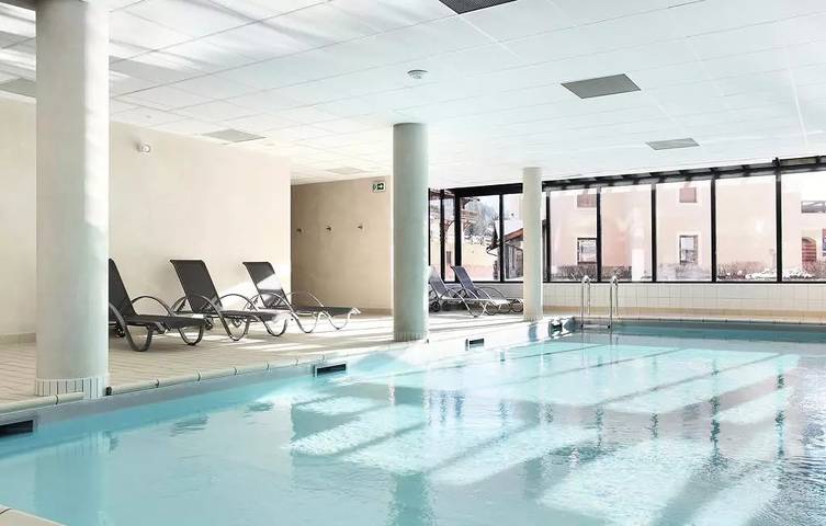 Gîte pour 8 personnes, avec piscine, animaux acceptés à La Salle-les-Alpes - 4