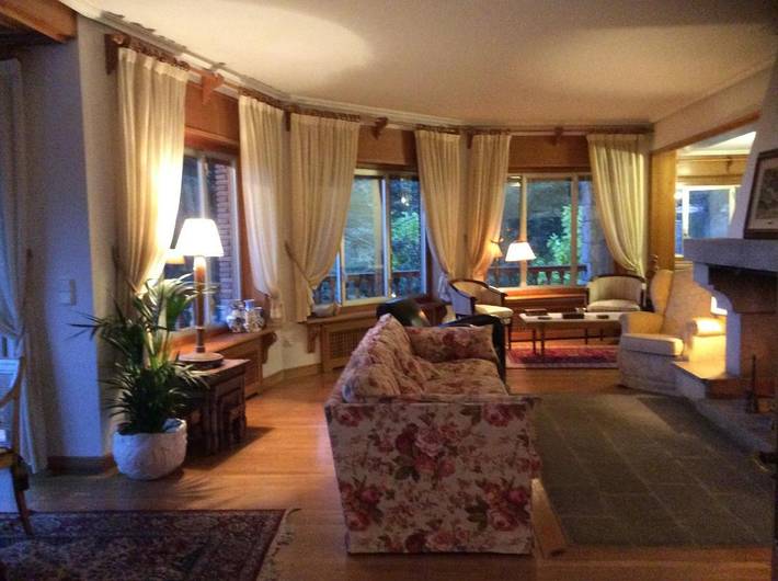 Chalet para 13 personas, con piscina y sauna además de jardín y vistas, Se admiten mascotas en Puerto de Navacerrada - 3