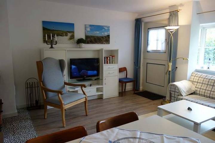 Ganze Ferienwohnung, Pastoratshof - Whg.2 in Nordfriesische Inseln (Schleswig-Holstein) (Schleswig-Holstein), Wrixum