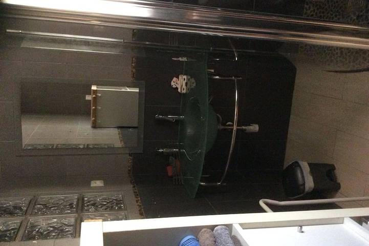 Gîte pour 4 personnes, avec piscine et terrasse à Saint-Mitre-les-Remparts - 2