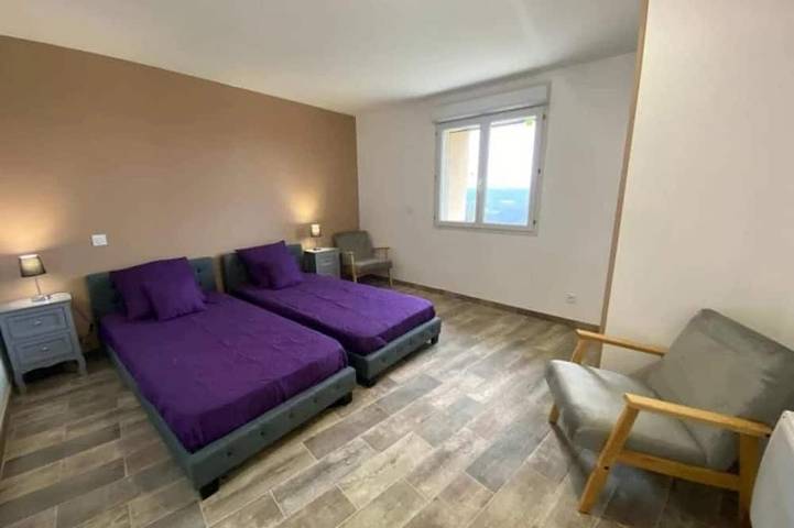 Location de vacances pour 8 personnes, avec jacuzzi et sauna à Saint-Laurent-d'Olt - 3