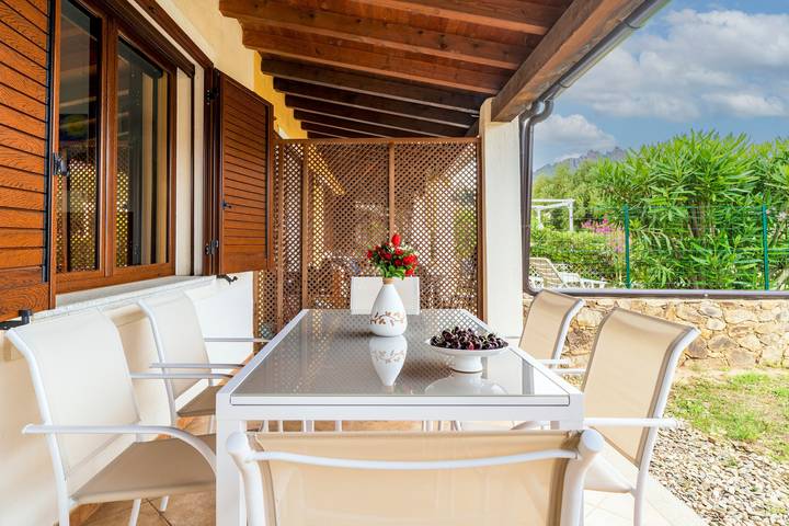 Holiday Home 'Villetta Macondo' with Sea View, Wi-Fi and Air Conditioning in Abba Urci, Tertenia