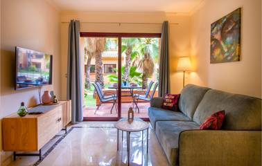 Holiday Apartment for 5 People in Golf Resorts Murcia, Mar Menor, Photo 3