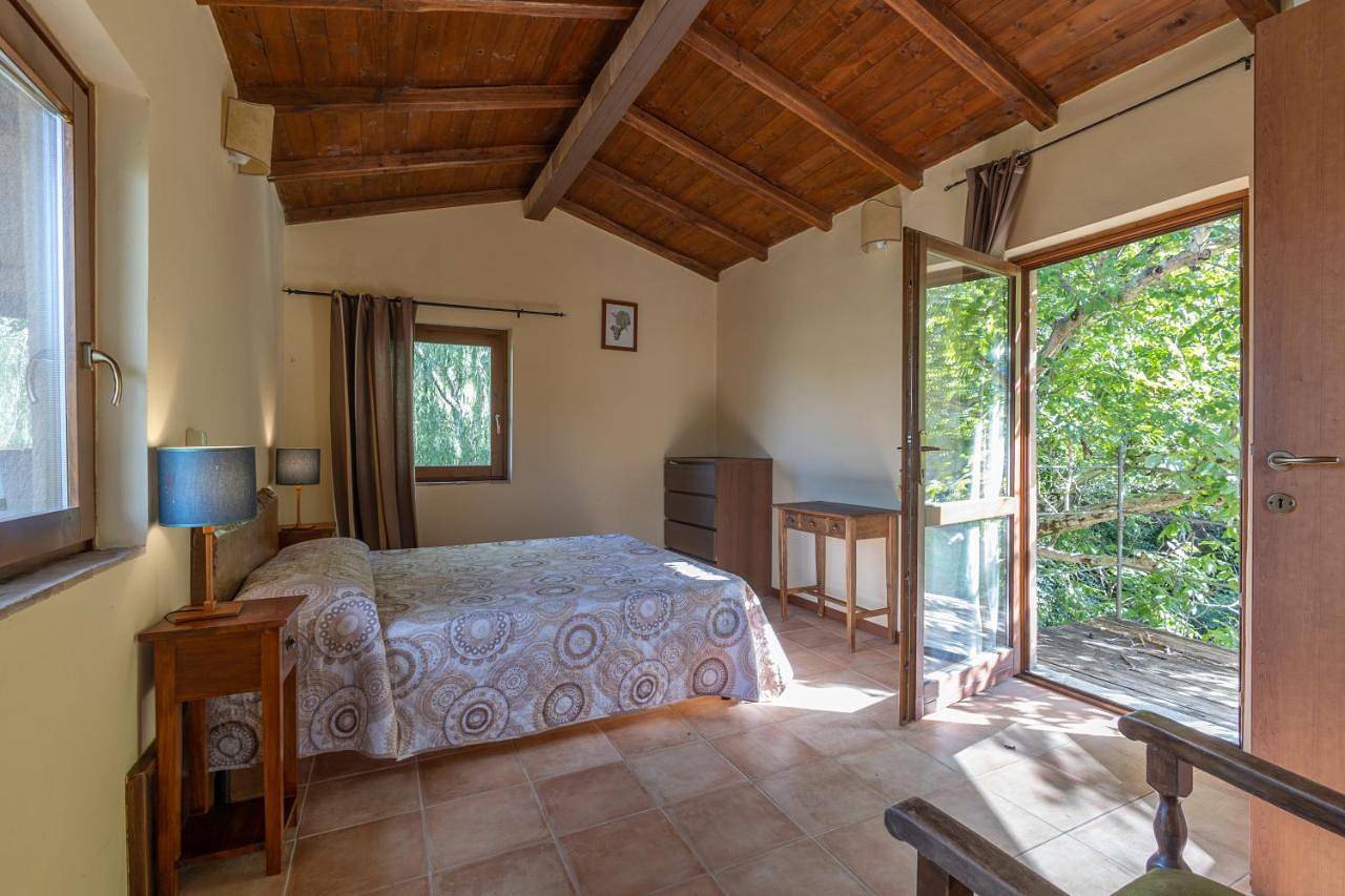 Six-Bedroom House in Vitorchiano, Viterbo Provinz