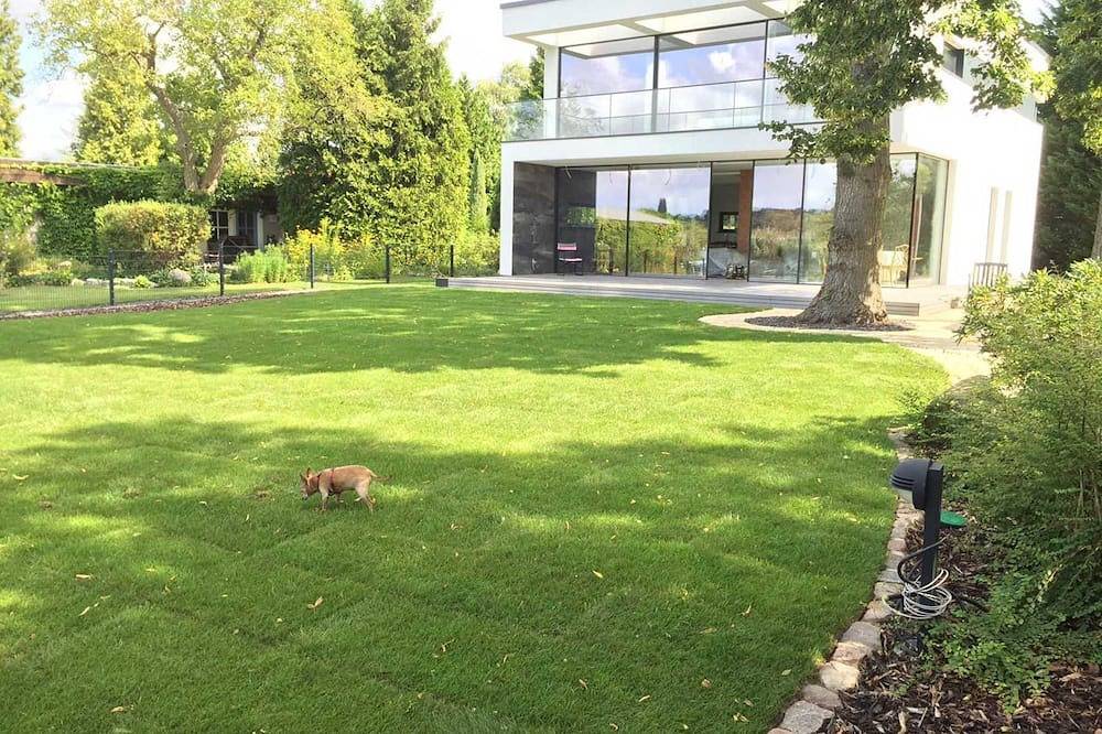 Exklusive Seevilla Berlin direkt am Zeuthener See - Seevilla Berlin in Treptow - Köpenick, Berlin