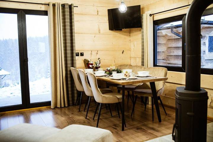 Apartament wakacyjny dla 8 osób, z widok i ogród w Nowe Bystre