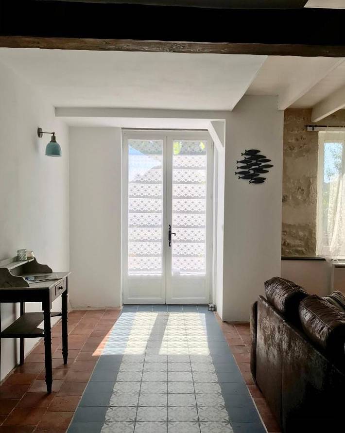 Location de vacances pour 6 personnes, avec vue ainsi que piscine et jardin à Saint-Antoine-de-Breuilh - 2