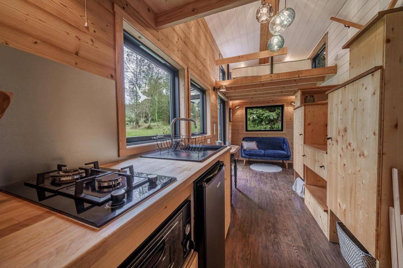 Tiny House tout confort dans un écrin de nature in Saint-Bonnet-le-Chastel, Parc Naturel Régional Livradois-Forez