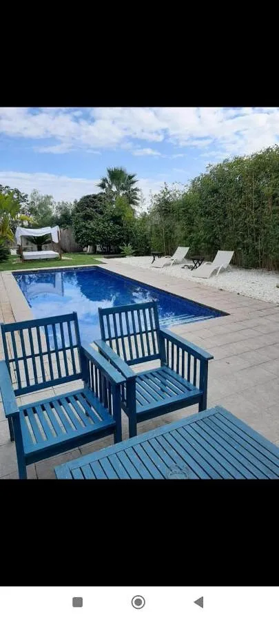 Chalet para 10 personas, con vistas además de piscina y balcón - 1
