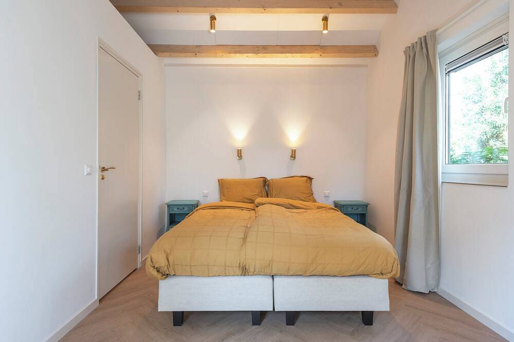 Geheel appartement, De Linde: Sfeervol en stijlvol gastenverblijf in Nederlandse Noordzeekust