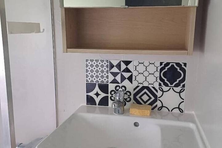 Gîte pour 2 personnes, avec jardin et sauna ainsi que piscine et jacuzzi à Éguzon-Chantôme - 4