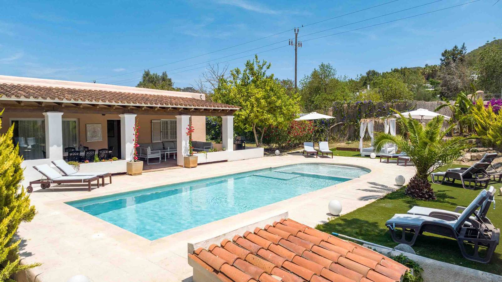 Villa Albaladejo in Santa Eulària des Riu, Ibiza Osten