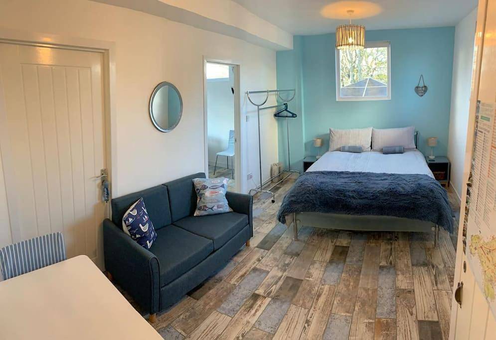 Entire apartment, One-Bedroom Apartment in Charlestown, Cornwall