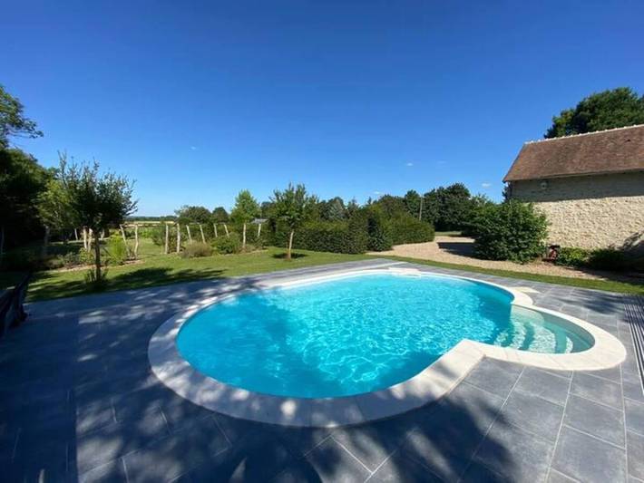 Location de vacances pour 12 personnes, avec Terrasse ainsi que Jardin et Piscine à Montgivray - 3